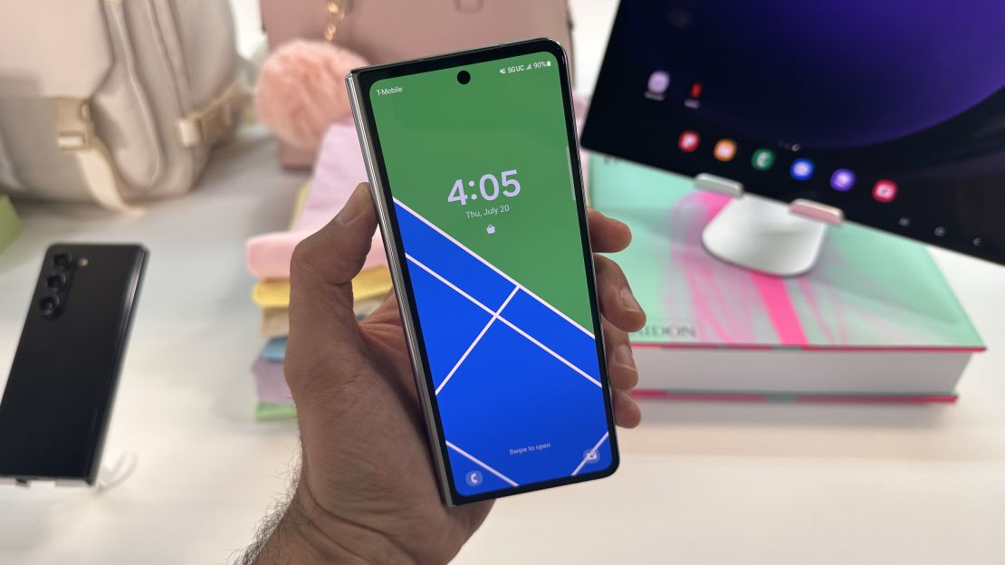 galaxy z fold 5 hands on cnnu 5