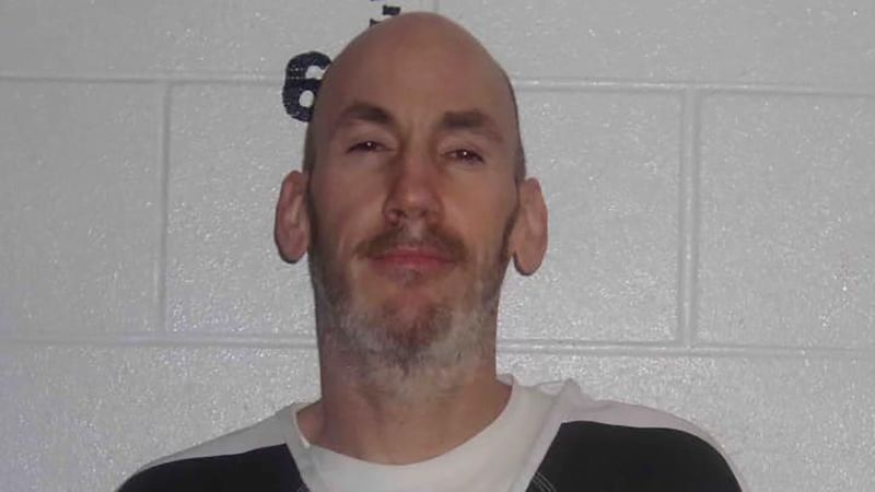 NextImg:Search on for remaining 'dangerous' escapee after 4 break out of Colorado jail | CNN