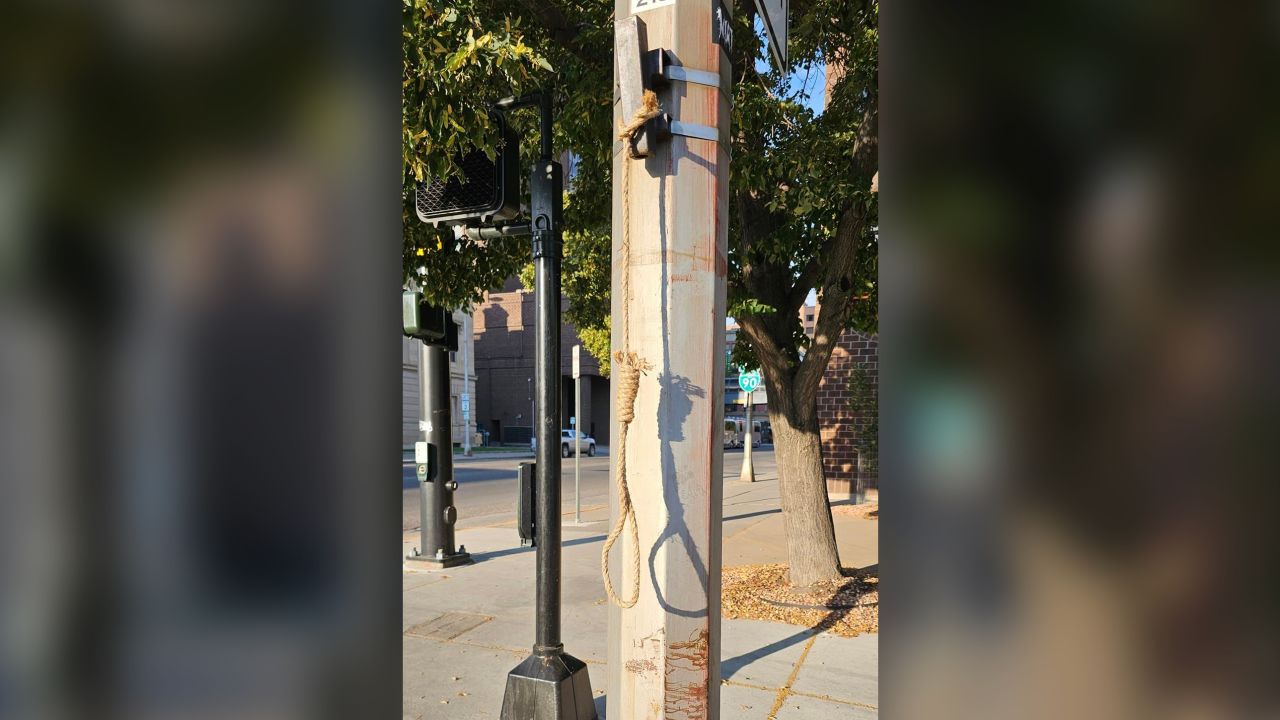 Charles Rose said he found the noose near the tour bus on Sunday.