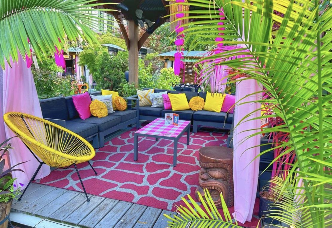 A Barbie-inspired cabana at Wunder Garten. 