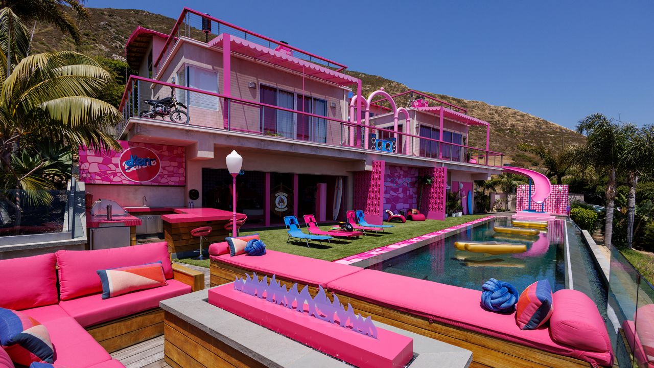 A lucky few could stay at Barbie's iconic Malibu Dreamhouse, in Malibu, California, via Airbnb. 