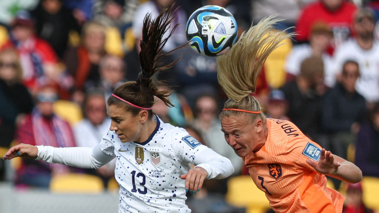 USNWT forward Alex Morgan (left) and Dutch defender Stefanie van der Gragt (right) fight for the ball during the US-Netherlands match in the Women's World Cup on July 27, 2023.