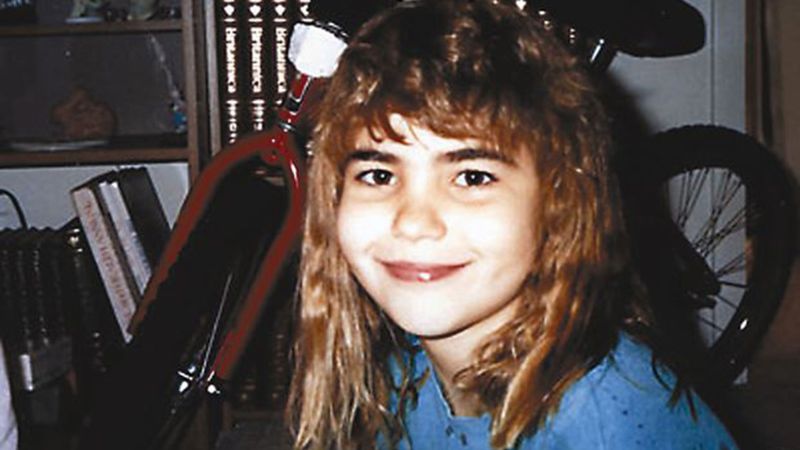 ДНК анализът допринася за обвиненията в убийство през 1993 г., убийството на момиче от района на Тампа, твърдят властите