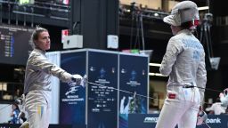  Задължителен кредит: Снимка от Tadashi Miyamoto/AFLO/Shutterstock (14024030k)
Олга Харлан от Украйна (вляво) отказва да се поздрави с Анна Смирнова от Русия, регистрирана като индивидуален неутрален състезател (AIN), по време на мача от 1-ви кръг на Световното първенство по фехтовка на FIE 2023 за жени на сабя в Милано, Италия.
Световно първенство по фехтовка на FIE 2023 г., Милано, Италия - 27 юли 2023 г.