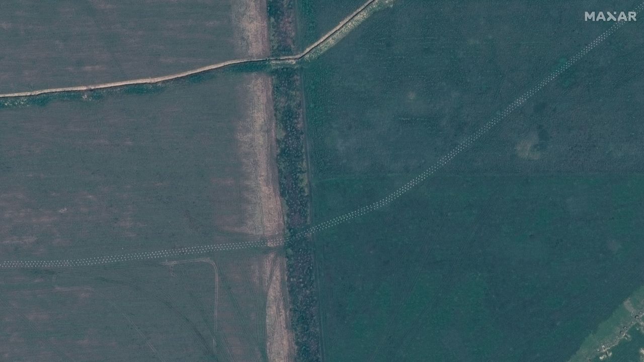 Satellite imagery from Maxar shows Russian trenches, dragon's teeth and fortifications 6km/10miles northeast of Tokmak in Ukraine's Zaporizhzhia Oblast.