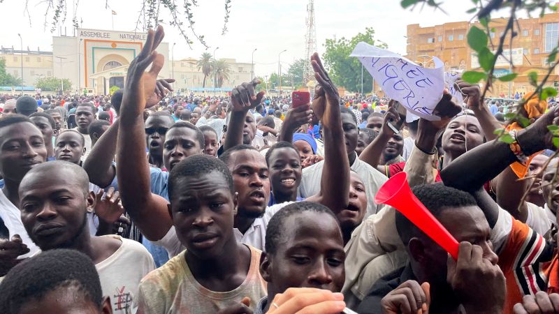 NextImg:'Washington has to thread a very difficult needle' on Niger response, experts say | CNN Politics