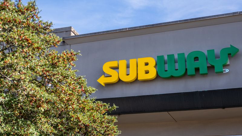 Read more about the article You could win free sandwiches for life if you change your name to ‘Subway’ – CNN
