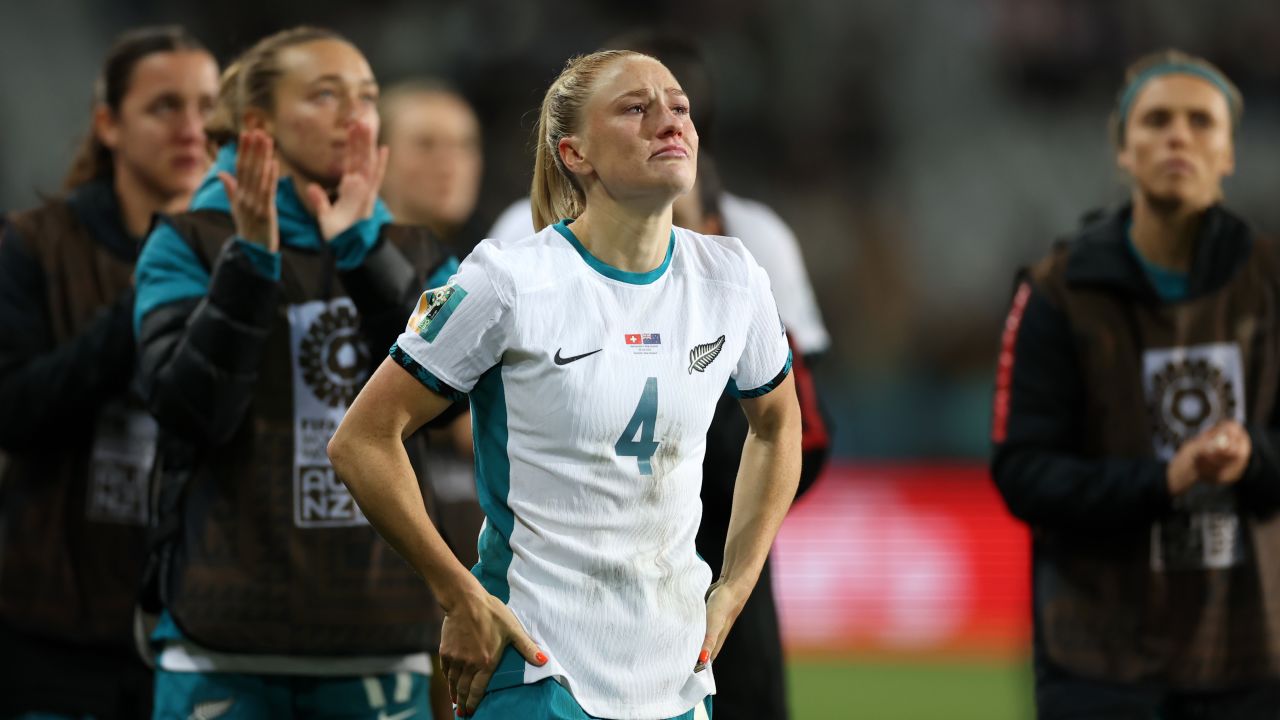 New Zealand players looked heartbroken after defeat on Sunday. 