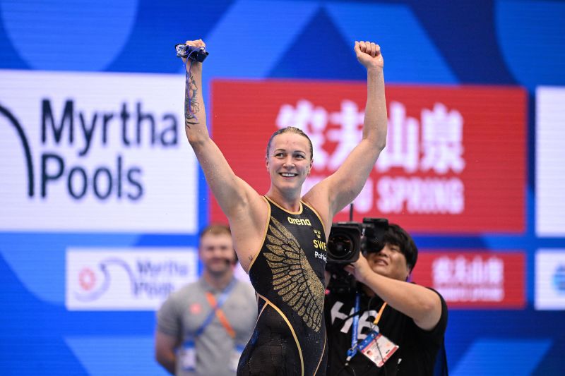 Sarah Sjöström surpasses a Michael Phelps record at the World Championships CNN