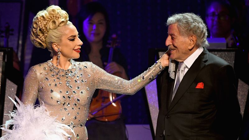 Лейди Гага споделя вълнуваща почит към своя „истински приятел“ Тони Бенет