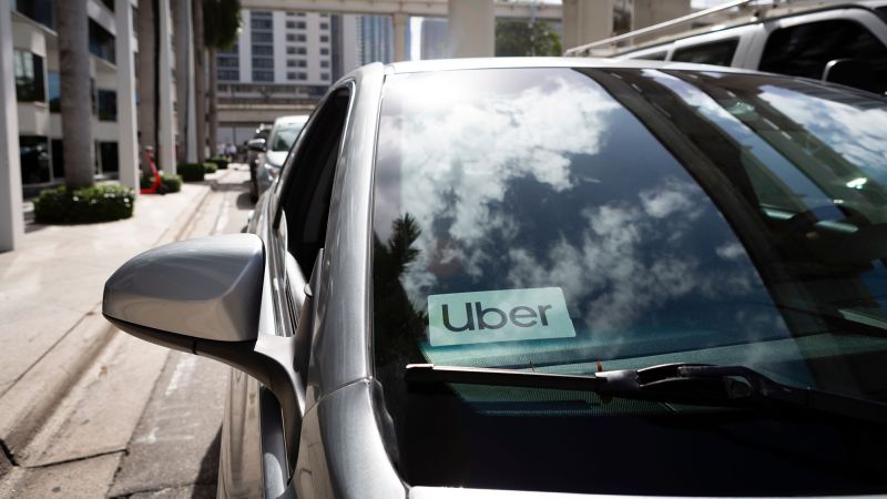 NextImg:Uber's post-pandemic growth is slowing | CNN Business