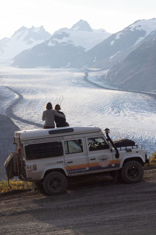 pictures-the-couple-driving-around-the-world-in-a-land-rover-cnn