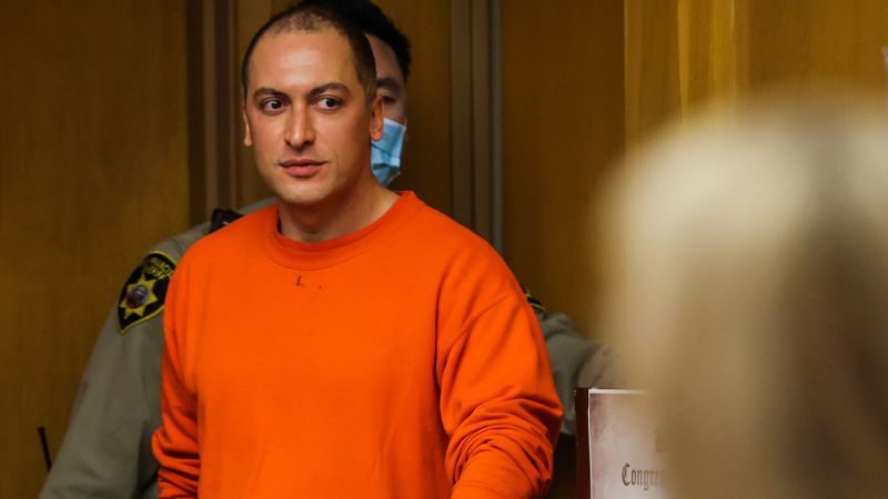 NextImg:Suspect in Cash App executive Bob Lee's killing didn't argue with victim the night of the stabbing, defense attorneys say | CNN