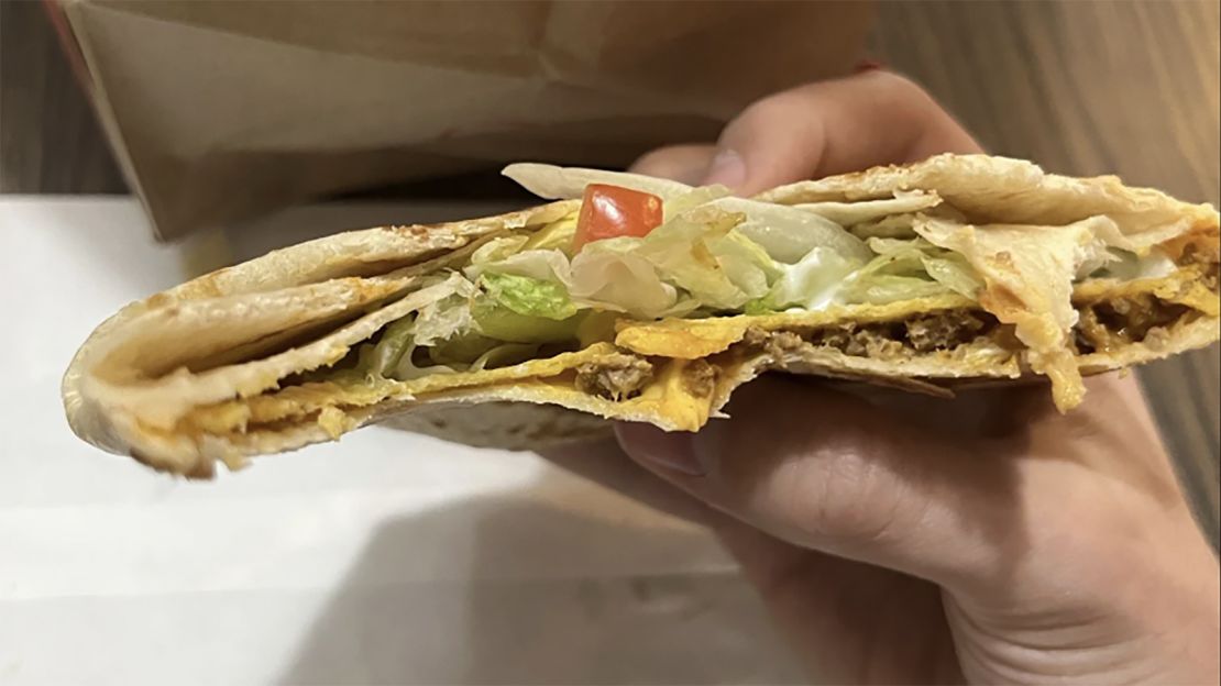 A photograph of a Crunchwrap Supreme received by a customer as shown on Reddit a year ago, which Siragusa included in the lawsuit as comparison for what customers were allegedly receiving.