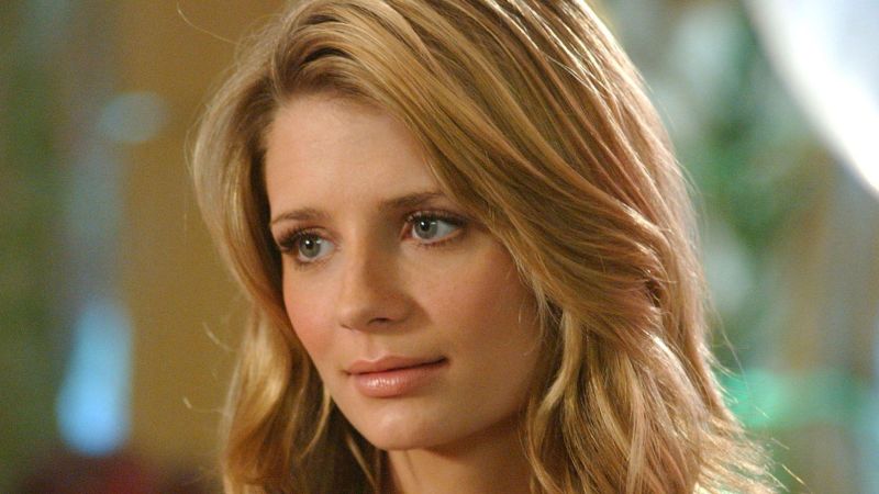 remember-when-marissa-cooper-wore-fake-chanel-on-the-o-c-or-cnn