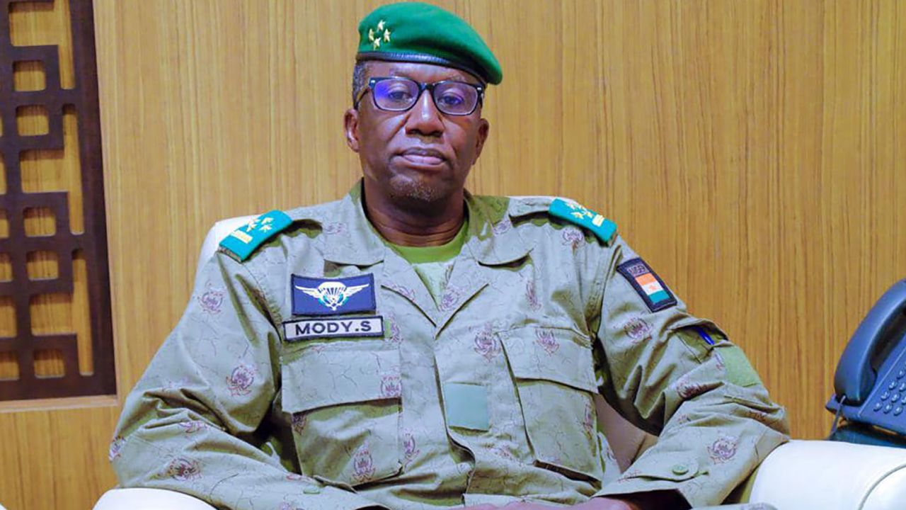 General Salifou Mody during his visit to Mali on Wednesday, August 2. The Presidency of Mali posted pictures and a statement on Facebook, announcing that the Mali's transitional president, Assimi Goïta, hosted Mody and a large Nigerien military delegation on Wednesday.