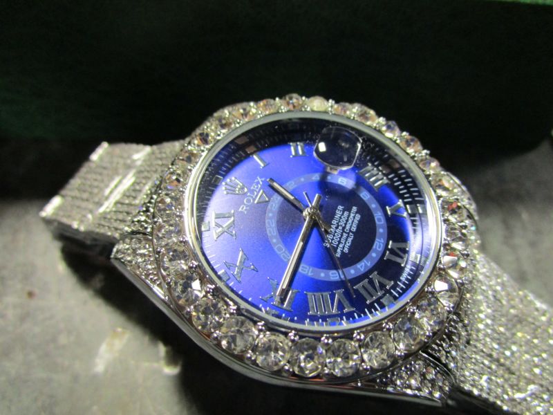 US customs officers seize counterfeit designer watches worth over