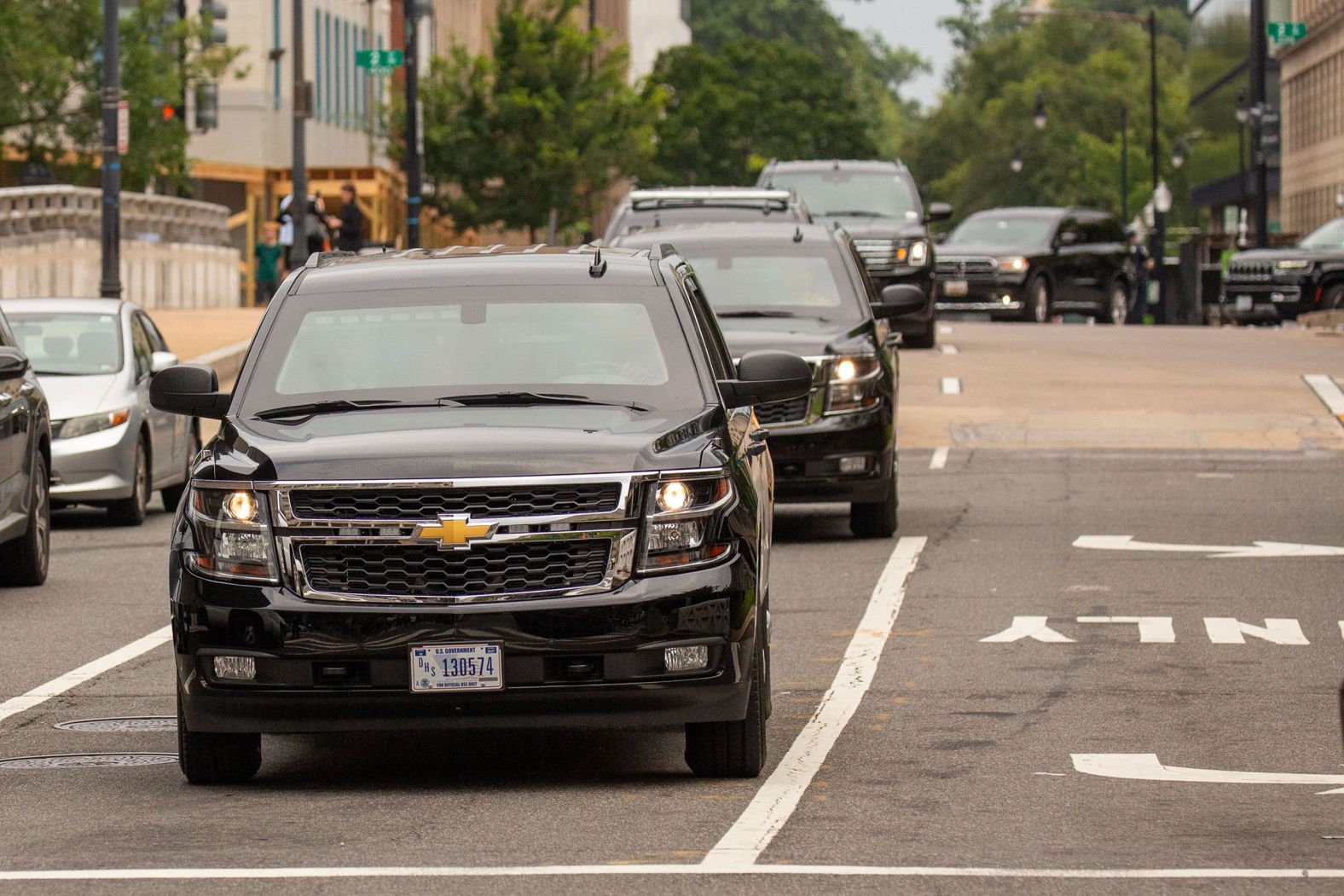 Trump's motorcade arrives at the E. Barrett Prettyman US Courthouse in Washington, DC.