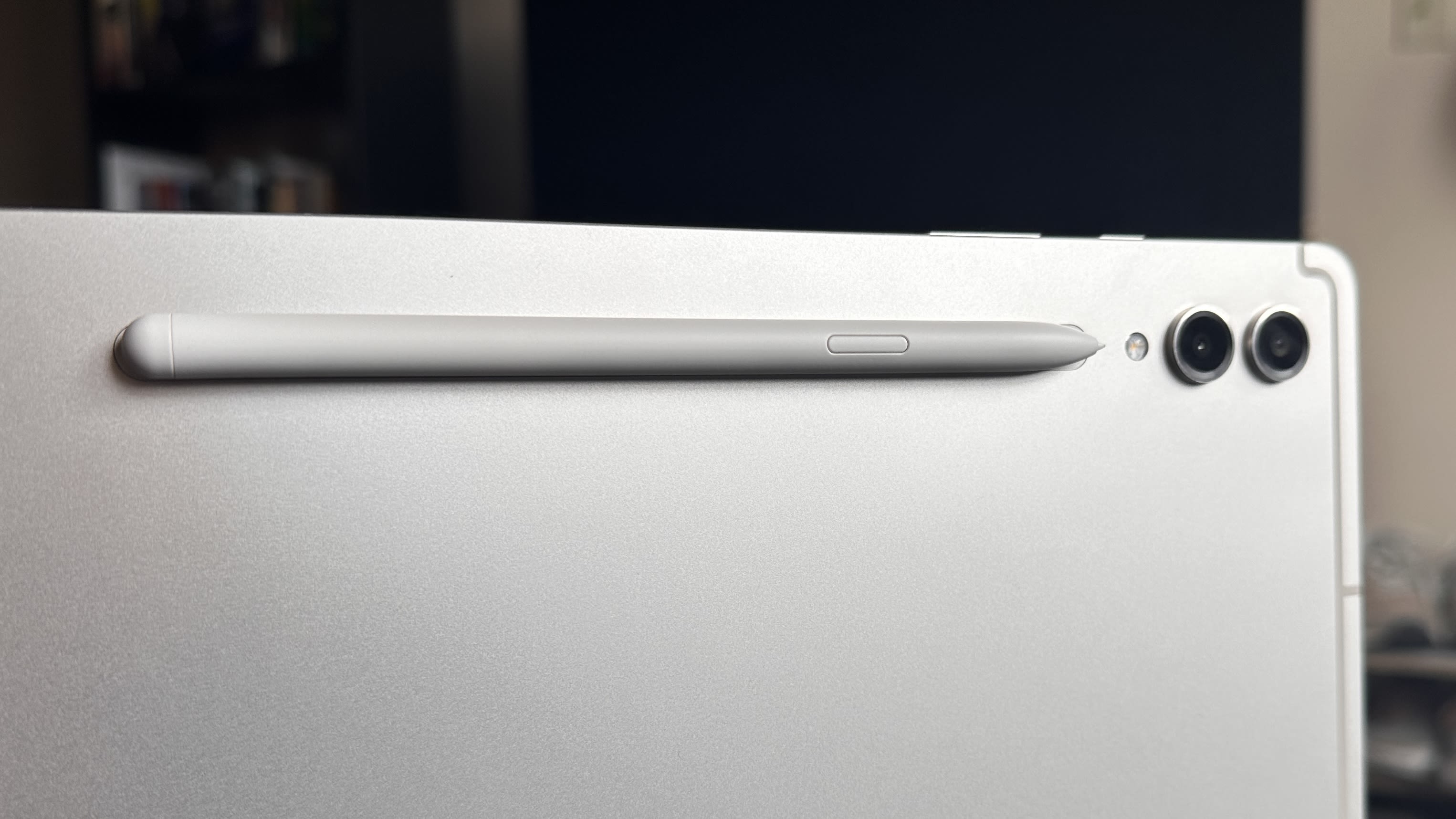 Samsung Tab S9 Ultra: Is the iPad Killer Real? 