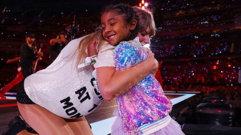 Taylor Swift’s moment with Kobe Bryant’s daughter during show