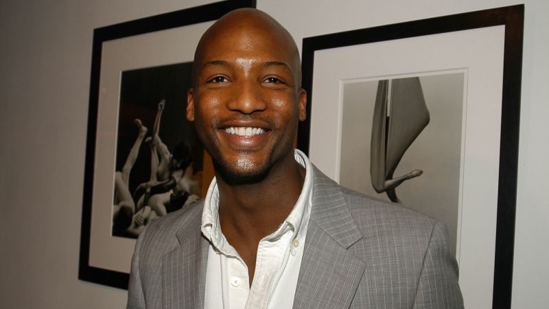 NextImg:Clifton Oliver, Broadway actor who starred as Simba in 'The Lion King,' dies at age 47 | CNN