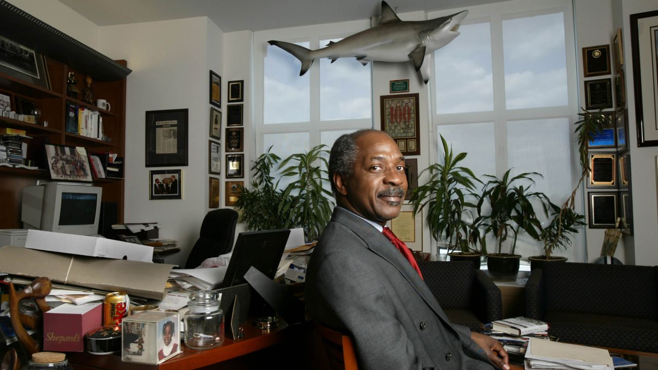 Attorney, author and Harvard Law School professor Charles Ogletree died of Alzheimer's disease on Friday, the school said.