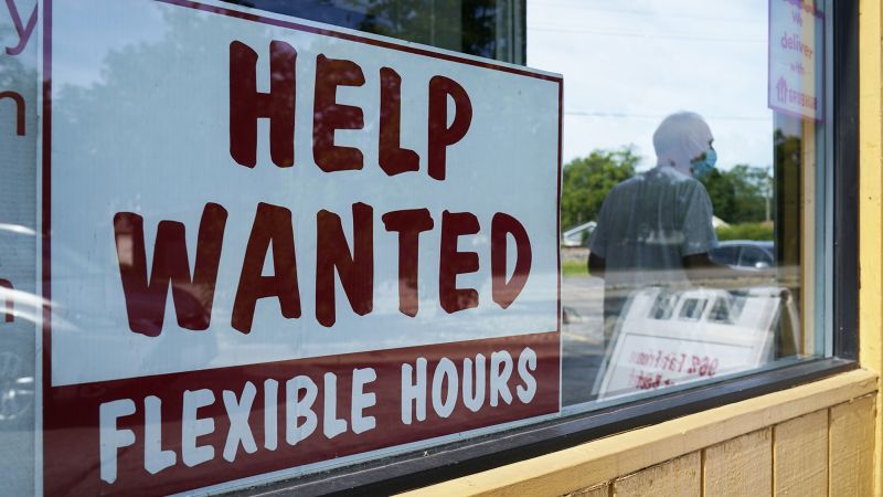 NextImg:US small businesses feel better about the economy, but still can't find enough skilled workers | CNN Business