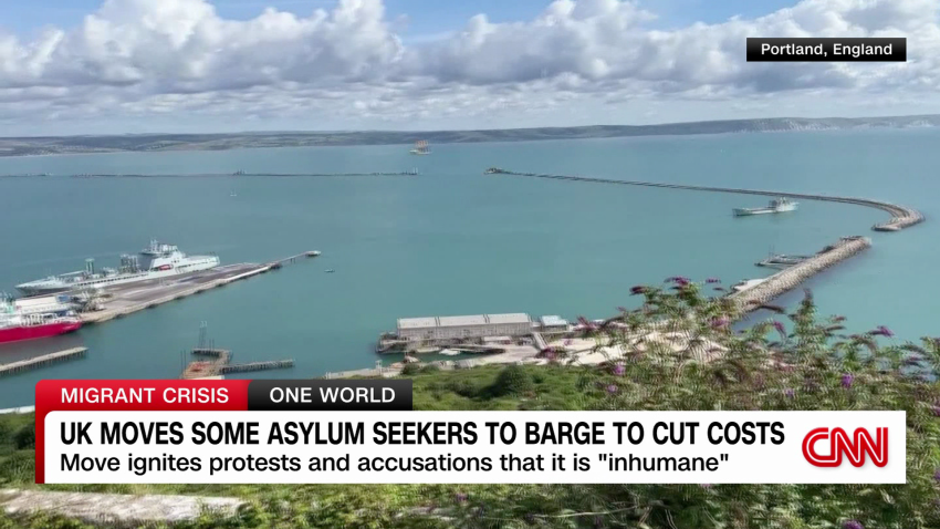 exp uk migrants barge FST 080712P SEG3 cnni world_00002404.png