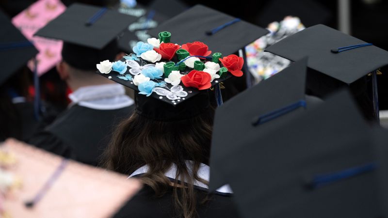 NextImg:Biden's student loan policies continue to face legal challenges | CNN Politics