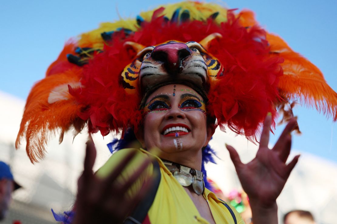 Soccer Football - FIFA Women's World Cup Australia and New Zealand 2023 - Round of 16 - Colombia v Jamaica - Melbourne Rectangular Stadium, Melbourne, Australia - August 8, 2023
Colombia fan outside the stadium before the match REUTERS/Asanka Brendon Ratnayake