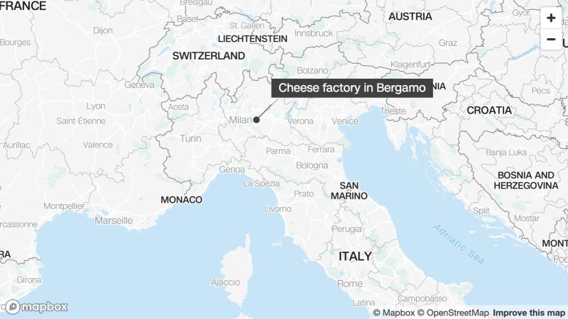 Италианец почина, след като беше смазан от хиляди колелца сирене