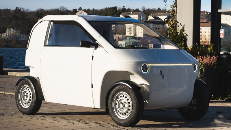 Шведска компания произвежда автомобили с плоски опаковки – но не е тази, която си мислите