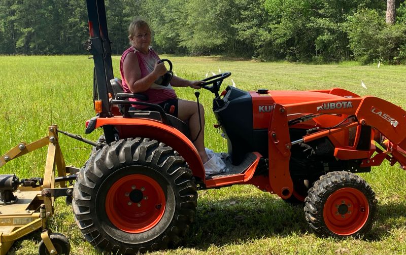 Silsbee, Texas, woman attacked by snake and hawk while mowing the