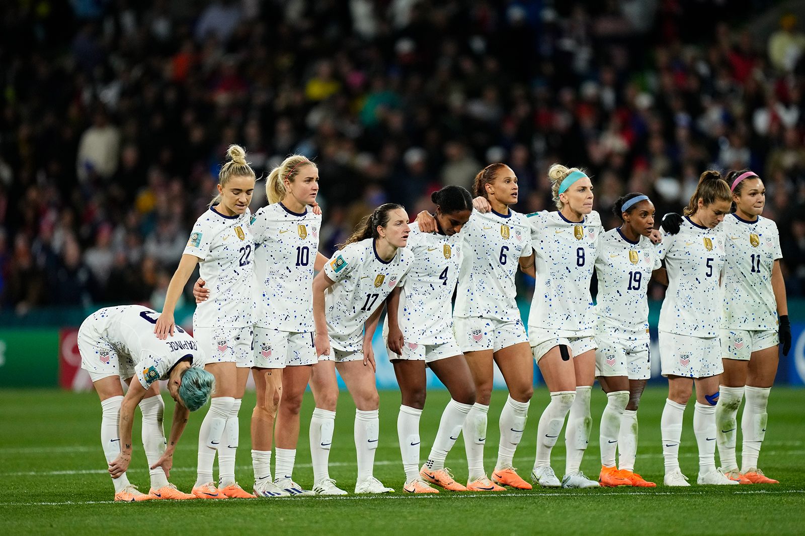 I hate US sports. The women's football team is making it more