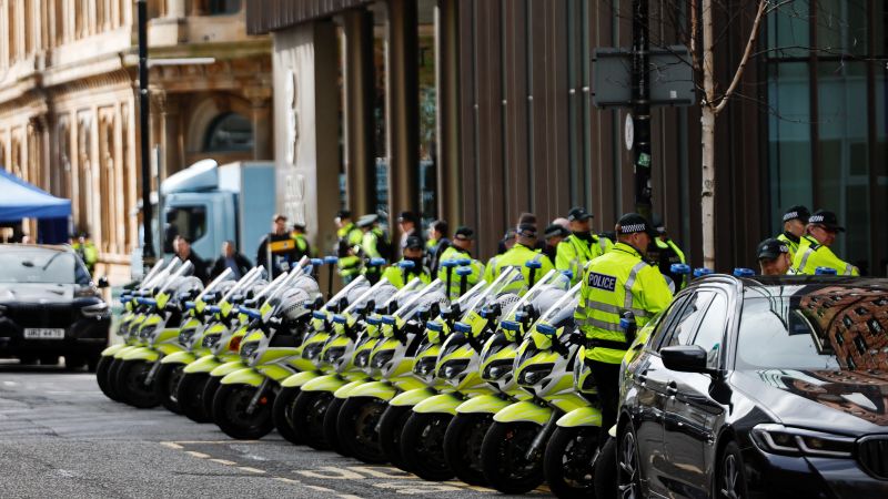 NextImg:'Monumental' data breach exposes names of entire Northern Ireland police force | CNN