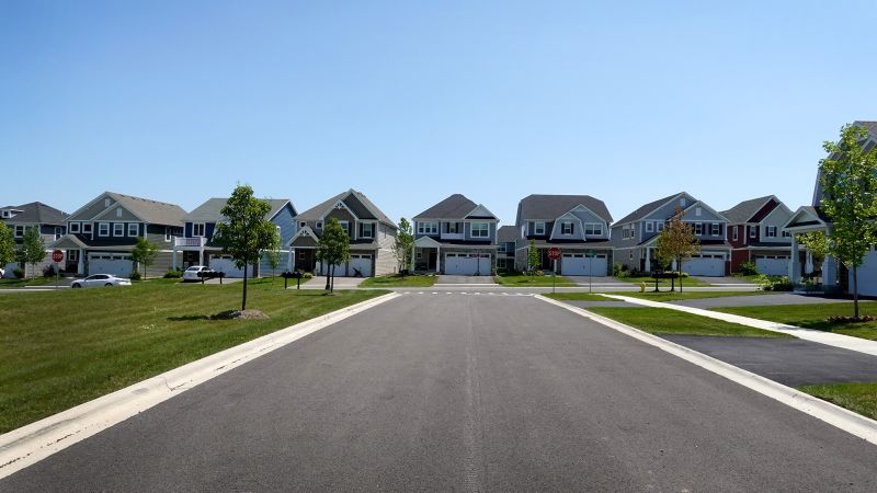 NextImg:The rising cost of shelter represented 90% of last month's inflation | CNN Business