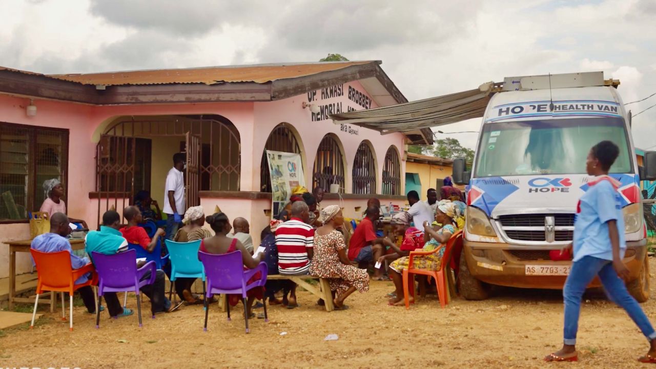 CNN Hero Osei Boateng's Hope Health Van is designed like a medical clinic for seeing and treating patients.