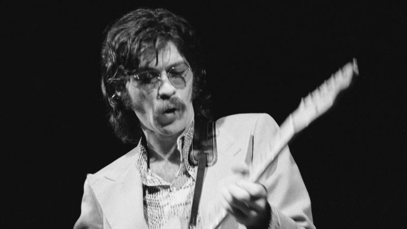 Robbie Robertson, The Band Co-founder And Film Composer, Dead At 80 | CNN