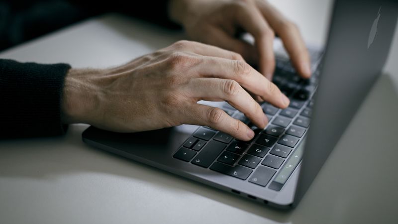 NextImg:Hackers take on ChatGPT in Vegas, with support from the White House | CNN Business