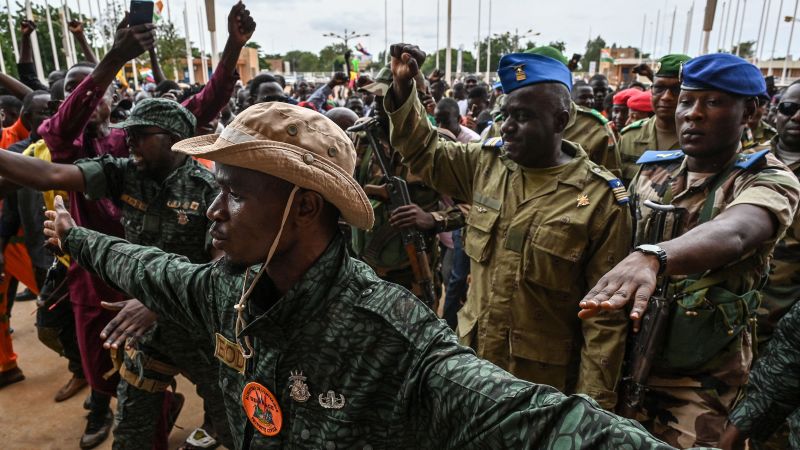 Der französische Botschafter in Niger bleibt im Amt und missachtet die Frist der Junta, das Land zu verlassen Der französische Botschafter in Niger bleibt im Amt und missachtet die Frist der Junta, das Land zu verlassen