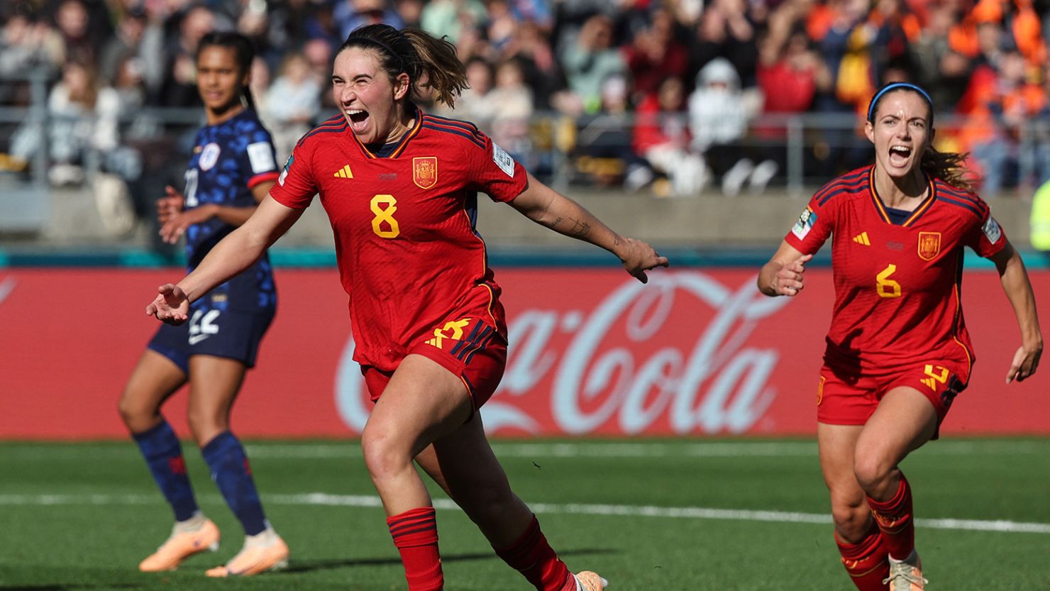 Spain's forward #08 Mariona Caldentey celebrates scoring her team's first goal during the Women's World Cup quarterfinal football match against tthe Netherlands at Wellington Stadium in Wellington, New Zealand. 