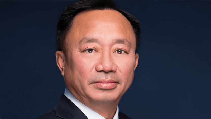 Read more about the article Viet Dinh Fox’s top lawyer who oversaw its $787 million Dominion settlement is stepping down – CNN