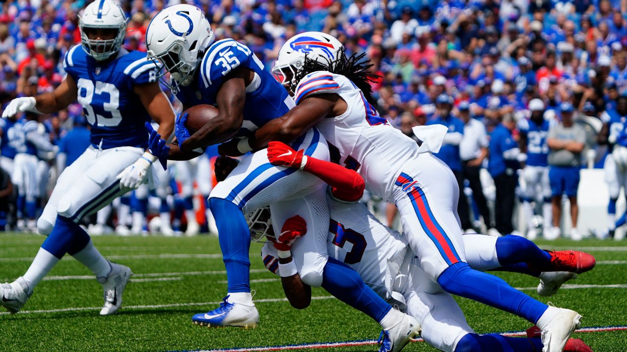 Hamlin (3) featured in the Bills' preseason game against the Indianapolis Colts.