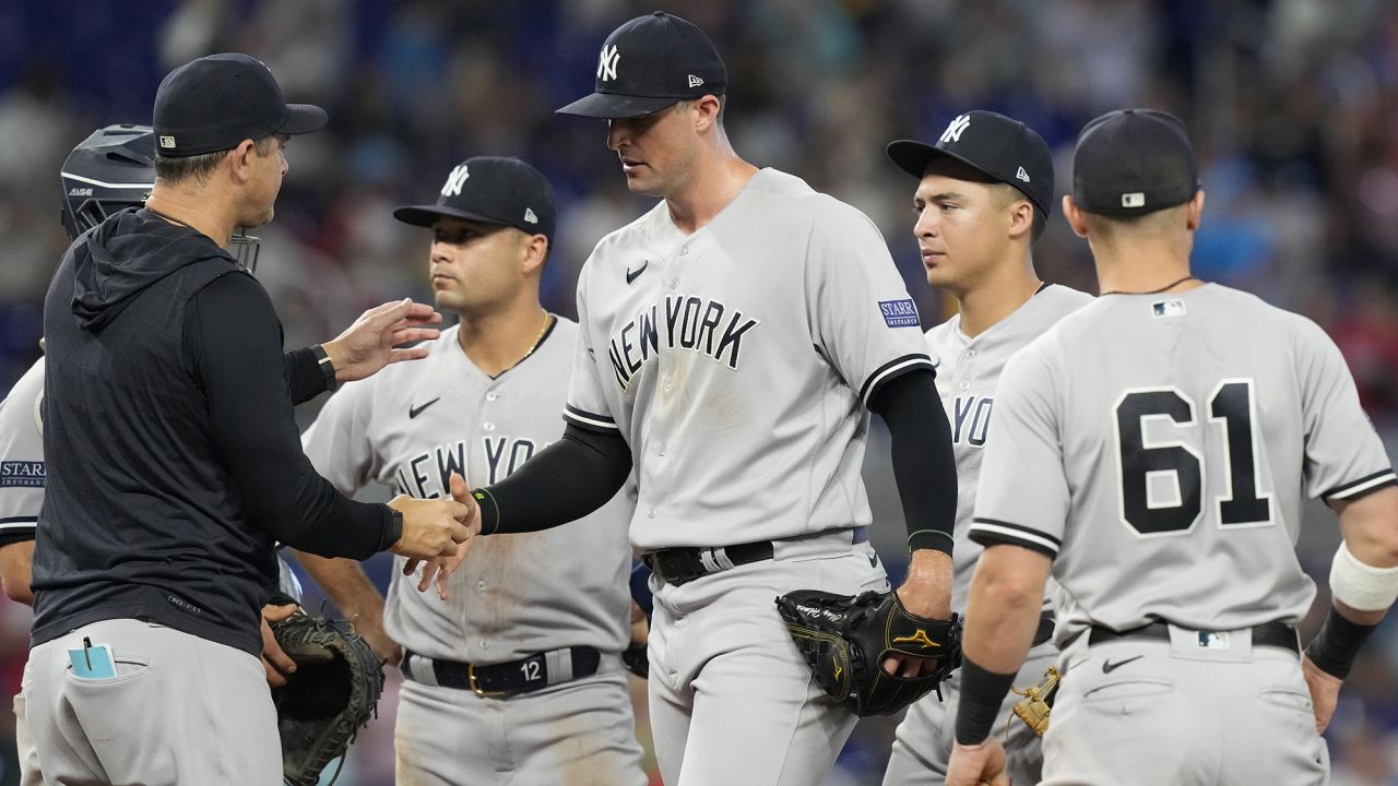 New York Yankees and Oakland A's fall to incredible ninth inning collapses
