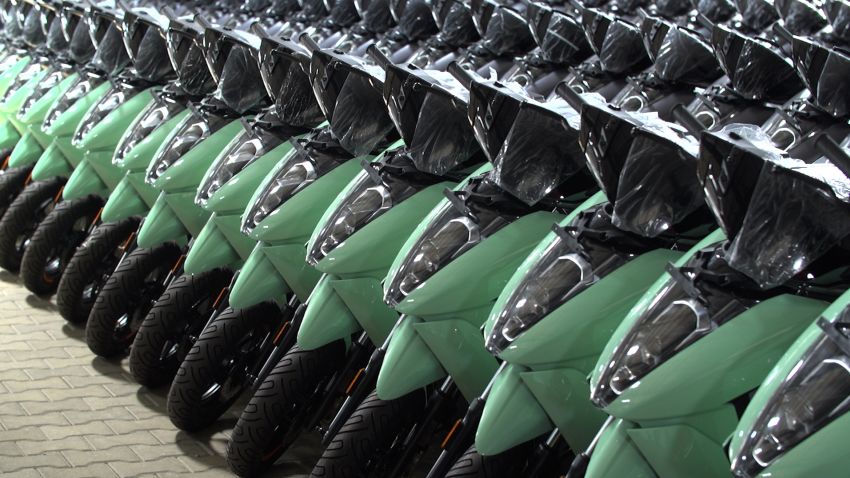 ELectric scooters from Ather Energy, July 2023, Bangelore Indai, Marketplace Asia episode 26
