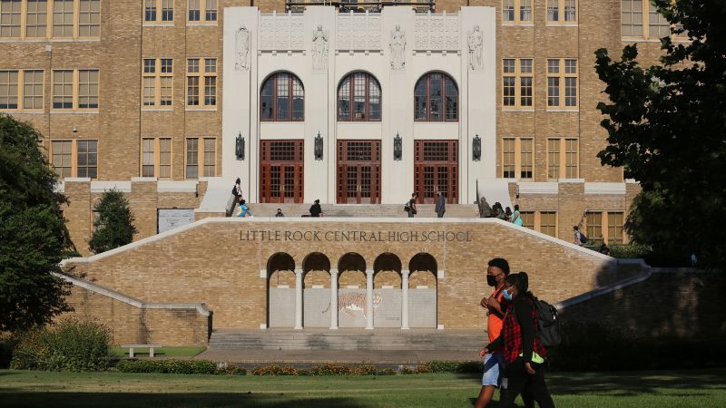 Служители на образованието в Арканзас казват, че програмата за афроамерикански изследвания на AP няма да се брои за дипломиране