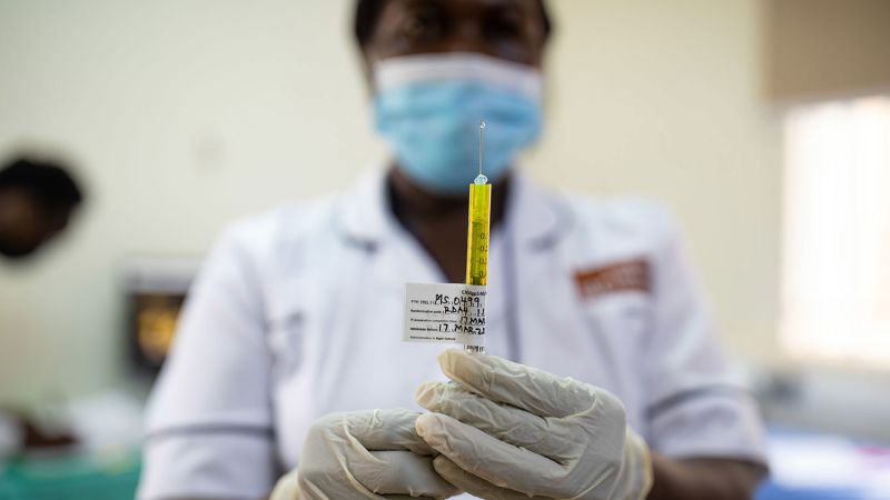 ‘마지막 주사위’로 불리는 HIV 백신 실험이 결과가 좋지 않아 중단됐다.
