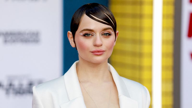 NextImg:Joey King wants people to understand what the SAG-AFTRA strike is really about | CNN