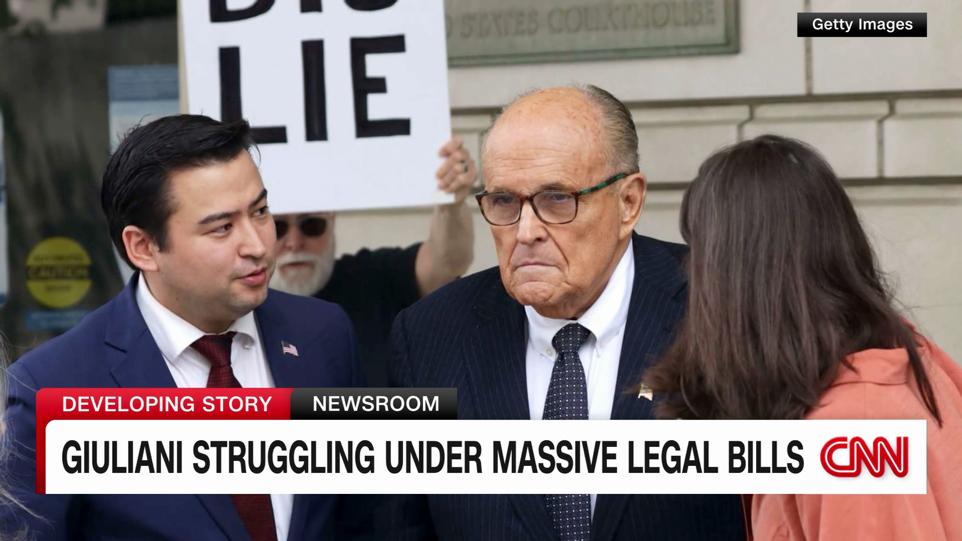 Giuliani struggling under massive legal bills after defending Trump (cnn.com)