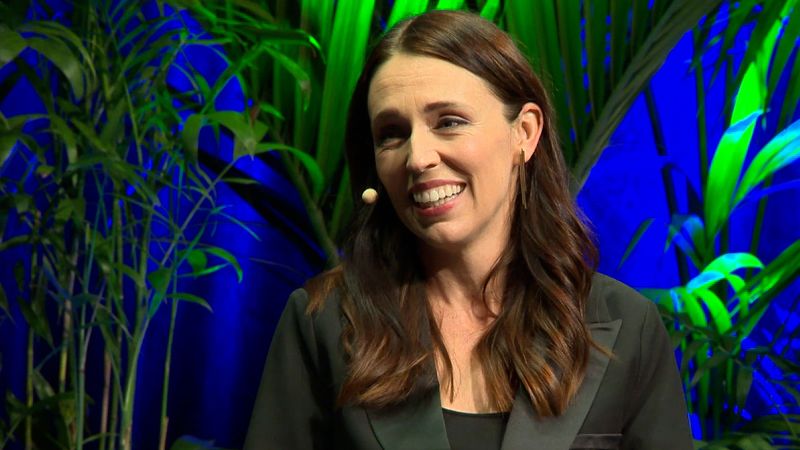 Джасинда Арден казва, че се е просълзила, докато е гледала играта на Нова Зеландия на Световното първенство за жени